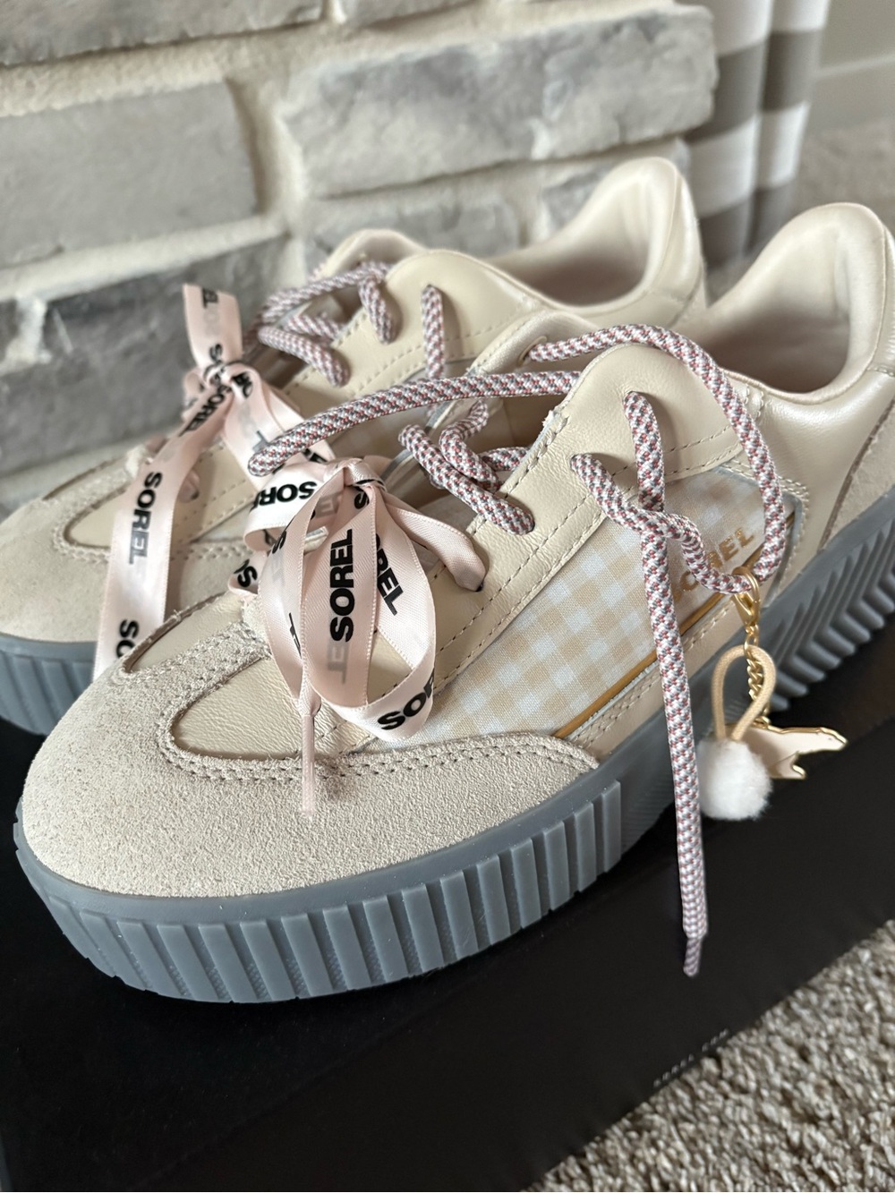Sorel Kids Cream & Gray Gingham Platform Sneakers with Charm